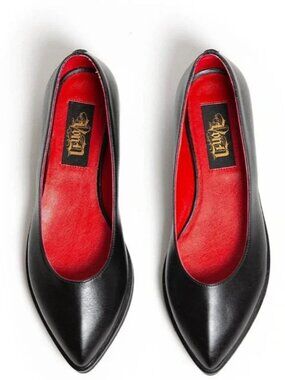 New In Box Kat Von D Roxy Black Flats